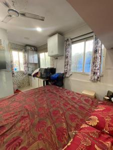 Bedroom Image of 150 Sq.ft 1 RK Apartment / Flat for sale in Bandra West Mumbai for Rs. 5000000