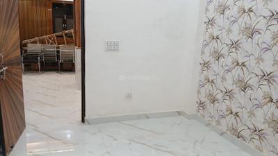 Bedroom Image of 950 Sq.ft 2 BHK Apartment / Flat for sale in Shalimar Garden Ghaziabad for Rs. 5975000