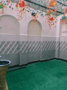 Bathroom Image of 800 Sq.ft 2 BHK Apartment / Flat for sale in Shalimar Garden Ghaziabad for Rs. 3995000