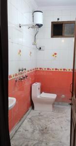 Bathroom Image of 660 Sq.ft 1 BHK Builder Floor for rent in Mayapuri New Delhi for Rs. 18000