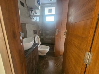 Bathroom Image of 1650 Sq.ft 3 BHK Builder Floor for sale in Patel Nagar New Delhi for Rs. 52000000