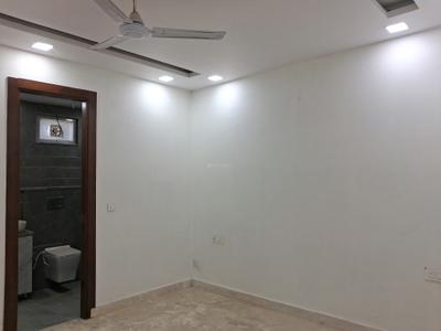 Bedroom Image of 900 Sq.ft 2 BHK Builder Floor for sale in Ramesh Nagar New Delhi for Rs. 13500000