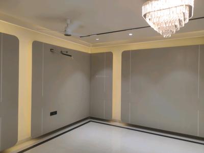 Living Room Image of 2500 Sq.ft 4 BHK Builder Floor for sale in Green Field Colony Faridabad for Rs. 23000000
