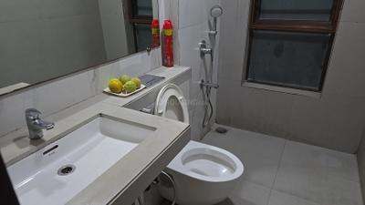 Bedroom Image of 690 Sq.ft 2 BHK Apartment / Flat for sale in The Atmosphere Phase 1, Mulund West Mumbai for Rs. 19900000