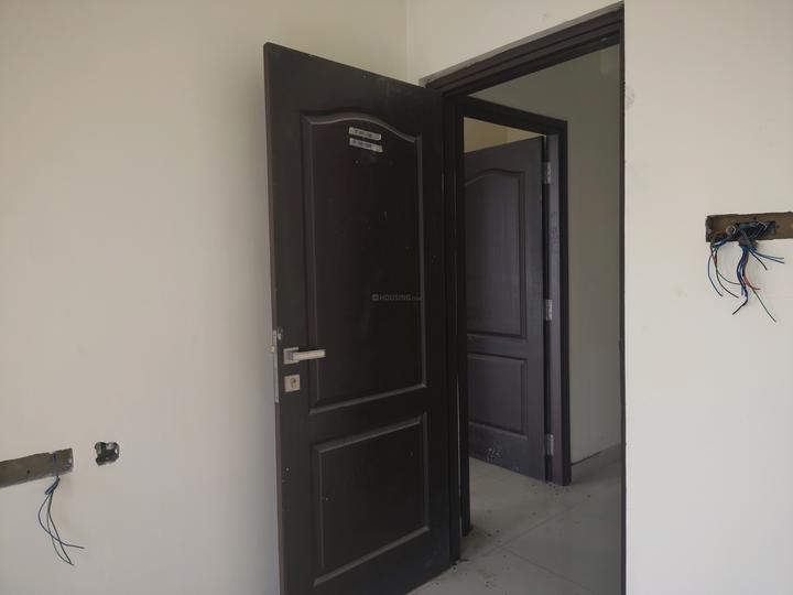 Navins Hanging Gardens Main Image 1