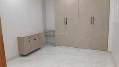 Bedroom Image of 1600 Sq.ft 4 BHK Apartment / Flat for sale in Shalimar Garden Ghaziabad for Rs. 13500000