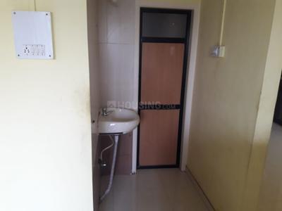 Bathroom Image of 900 Sq.ft 2 BHK Apartment / Flat for sale in Kalpataru Nagar Nashik for Rs. 4500000