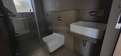 Bathroom Image of 1550 Sq.ft 3 BHK Apartment / Flat for sale in Jhamtani Nandan Ace, Balewadi Pune for Rs. 22100000
