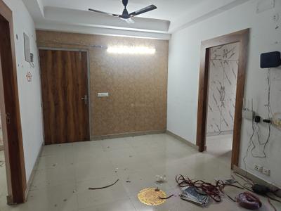 Living Room Image of 800 Sq.ft 2.5 BHK Apartment / Flat for sale in Pigeon Spring Meadows, Noida Extension Greater Noida for Rs. 9000000