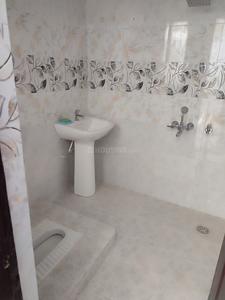 Bathroom Image of 800 Sq.ft 2 BHK Builder Floor for rent in Eldeco Towne, Madiyava Lucknow for Rs. 11000