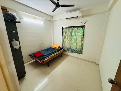 Bedroom Image of 1500 Sq.ft 4 BHK Apartment / Flat for rent in Vadsar Vadodara for Rs. 22000