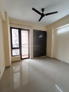 Bedroom Image of 950 Sq.ft 2 BHK Apartment / Flat for sale in Paras Tierea, Sector 137 Noida for Rs. 8800000