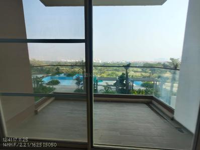 Balcony Image of 3011 Sq.ft 3.5 BHK Apartment / Flat for sale in Sector 128 Noida for Rs. 68500000