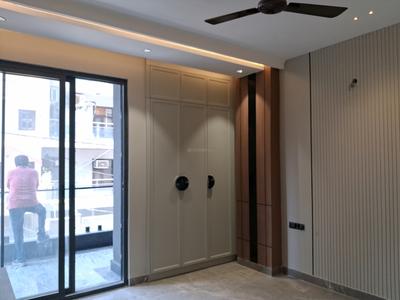 Bedroom Image of 1800 Sq.ft 3 BHK Builder Floor for sale in Paschim Vihar New Delhi for Rs. 40000000
