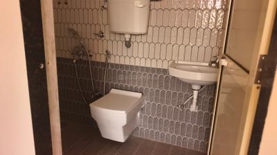 Bathroom Image of 600 Sq.ft 1 BHK Apartment / Flat for sale in Saphale Rajlaxxmi Park, Mande Mumbai for Rs. 2187000