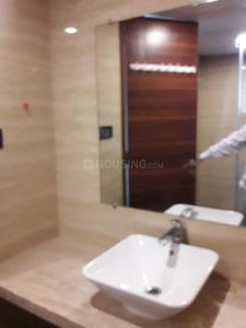 Bathroom Image of 2500 Sq.ft 4 BHK Apartment / Flat for sale in Ajmera I Land Zeon, Wadala East Mumbai for Rs. 95000000