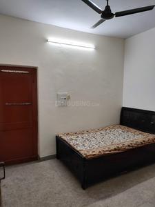 Bedroom Image of 1300 Sq.ft 3.5 BHK Builder Floor for sale in DDA Janta Flat, Sector 15 Rohini New Delhi for Rs. 9000000