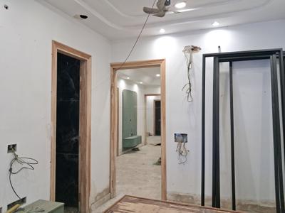 Bedroom Image of 1350 Sq.ft 3 BHK Builder Floor for sale in Paschim Vihar New Delhi for Rs. 27000000