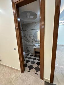 Bathroom Image of 3200 Sq.ft 4 BHK Builder Floor for sale in Palam Vihar Gurgaon for Rs. 60000000