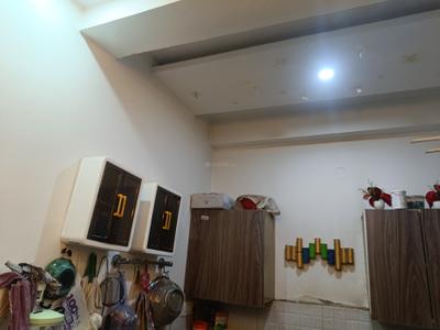 Kitchen Image of 900 Sq.ft 2 BHK Apartment / Flat for rent in Noida Extension Greater Noida for Rs. 15000