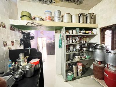 Kitchen Image of 1080 Sq.ft 6 BHK Independent House for sale in Ghatlodiya Ahmedabad for Rs. 9900000