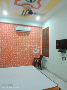 Bedroom Image of 1000 Sq.ft 2 BHK Builder Floor for rent in Karolan Ka Barh Jaipur for Rs. 18000