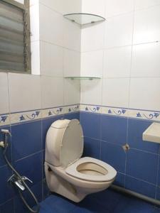 Bedroom Two Image of 845 Sq.ft 2 BHK Apartment / Flat for rent in Matunga East Mumbai for Rs. 130000