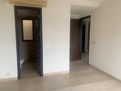 Bedroom Image of 2100 Sq.ft 3 BHK Builder Floor for rent in Sukhdev Vihar New Delhi for Rs. 175000