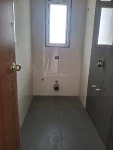 Bathroom Image of 700 Sq.ft 1 BHK Apartment / Flat for sale in Shree Maruti Heights, Kalwa Thane for Rs. 9500000