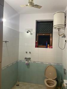 Bathroom Image of 1400 Sq.ft 3 BHK Independent House for rent in Sector 15 Part 2 Gurgaon for Rs. 65000