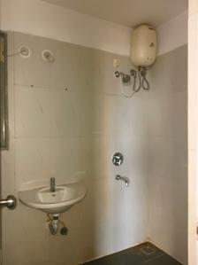 Common Bathroom Image of 585 Sq.ft 1 BHK Apartment / Flat for sale in Lodha Casa Rio, Palava Phase 1 Thane for Rs. 3200000