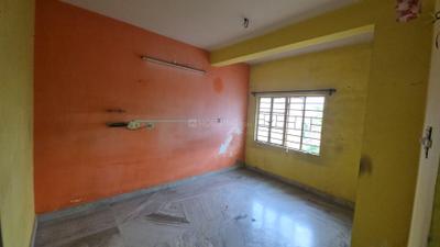 Bedroom Image of 750 Sq.ft 2 BHK Apartment / Flat for sale in Agarpara Kolkata for Rs. 2100000