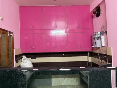 Kitchen Image of 1250 Sq.ft 2 BHK Builder Floor for rent in Beta I Greater Noida for Rs. 25000