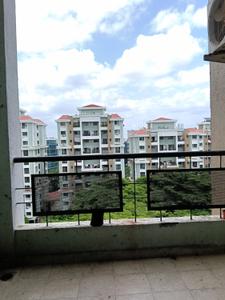 Balcony Image of 950 Sq.ft 2 BHK Apartment / Flat for rent in Magarpatta Iris, Magarpatta City Pune for Rs. 36000
