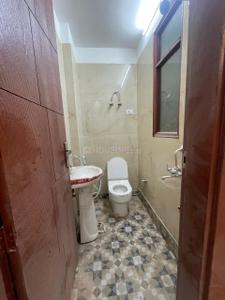 Bathroom Image of 850 Sq.ft 2 BHK Builder Floor for sale in Indraprashtha Yojna Ghaziabad for Rs. 2800000