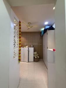 Kitchen Image of 1500 Sq.ft 4 BHK Apartment / Flat for rent in Cosmos Jewels, Thane West Thane for Rs. 100000
