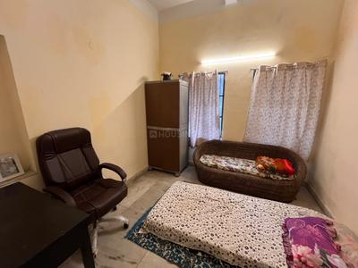 Bedroom Image of 1100 Sq.ft 4 BHK Builder Floor for sale in Lake Gardens Kolkata for Rs. 7500000