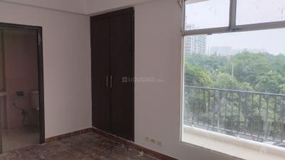 Bedroom Image of 1699 Sq.ft 3 BHK Apartment / Flat for rent in Panchsheel Wellington, Crossings Republik Ghaziabad for Rs. 22000