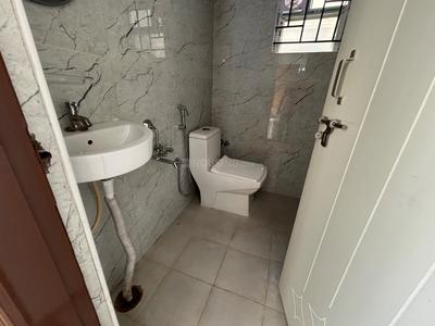 Bathroom Image of 1200 Sq.ft 3 BHK Apartment / Flat for rent in Horamavu Bengaluru for Rs. 36000