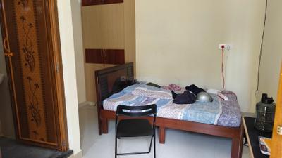 Bedroom Image of 250 Sq.ft 1 RK Apartment / Flat for rent in Halasuru Bengaluru for Rs. 12000