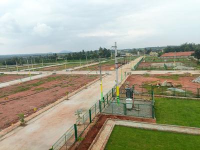 Image of 1400 Sq.ft Residential Plot / Land for sale in Suradhenupura, Bengaluru for Rs. 4198000