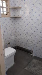 Bathroom Image of 600 Sq.ft 1 BHK Builder Floor for rent in Devinagar Bengaluru for Rs. 12000