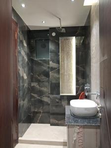 Common Bathroom Image of 2250 Sq.ft 4 BHK Builder Floor for sale in Paschim Vihar New Delhi for Rs. 45500000