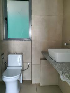 Common Bathroom Image of 2000 Sq.ft 4 BHK Apartment / Flat for sale in Eternia At Kalpataru Parkcity, Thane West Thane for Rs. 54500000