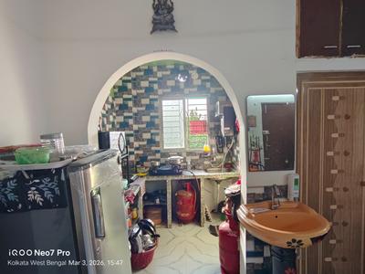 Kitchen Image of 630 Sq.ft 2 BHK Builder Floor for sale in Mukundapur Kolkata for Rs. 1850000