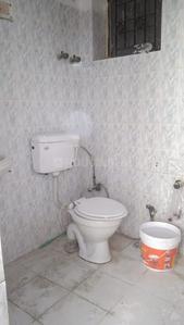 Bathroom Image of 1250 Sq.ft 2 BHK Apartment / Flat for rent in Lavanya Apartment, Sector 62 Noida for Rs. 25000