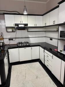 Kitchen Image of 1800 Sq.ft 2 BHK Apartment / Flat for rent in Gangotri Enclave , Alaknanda New Delhi for Rs. 65000