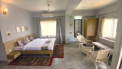 Bedroom Image of 4000 Sq.ft 7 BHK Builder Floor for rent in Kahilipara Guwahati for Rs. 90000