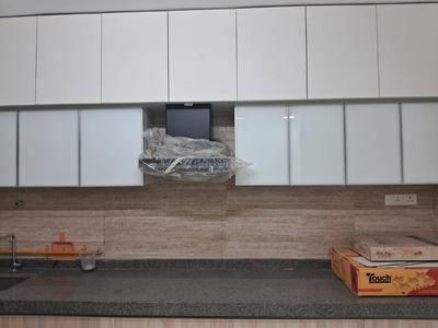Kitchen Image of 1500 Sq.ft 3 BHK Apartment / Flat for rent in Zaveri Greens, Ghuma Ahmedabad for Rs. 24000