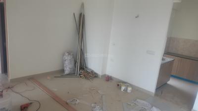 Living Room Image of 1375 Sq.ft 3 BHK Apartment / Flat for sale in Amrapali Crystal Homes Phase 1, Sector 76 Noida for Rs. 17875000